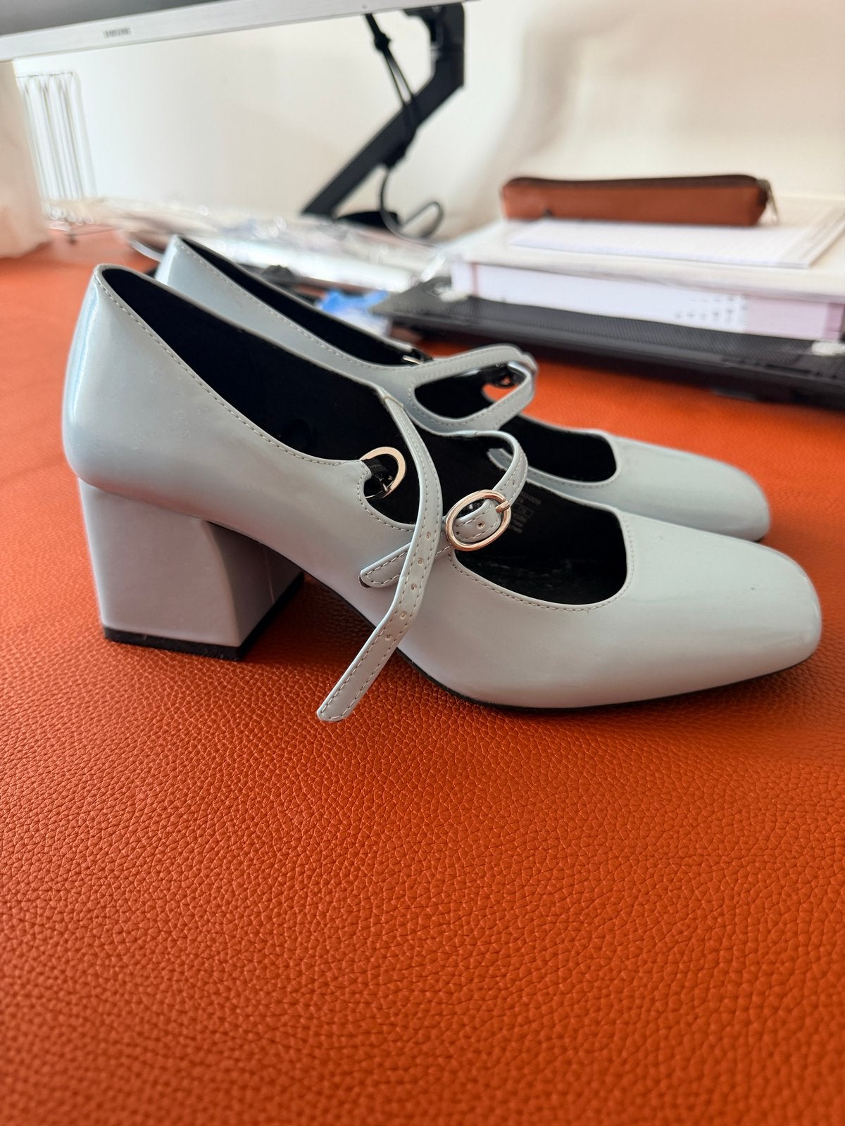 Bershka Mary Jane schoenen - Lichtblauw, Ophalen, Zo goed als nieuw, Blauw, Schoenen met hoge hakken