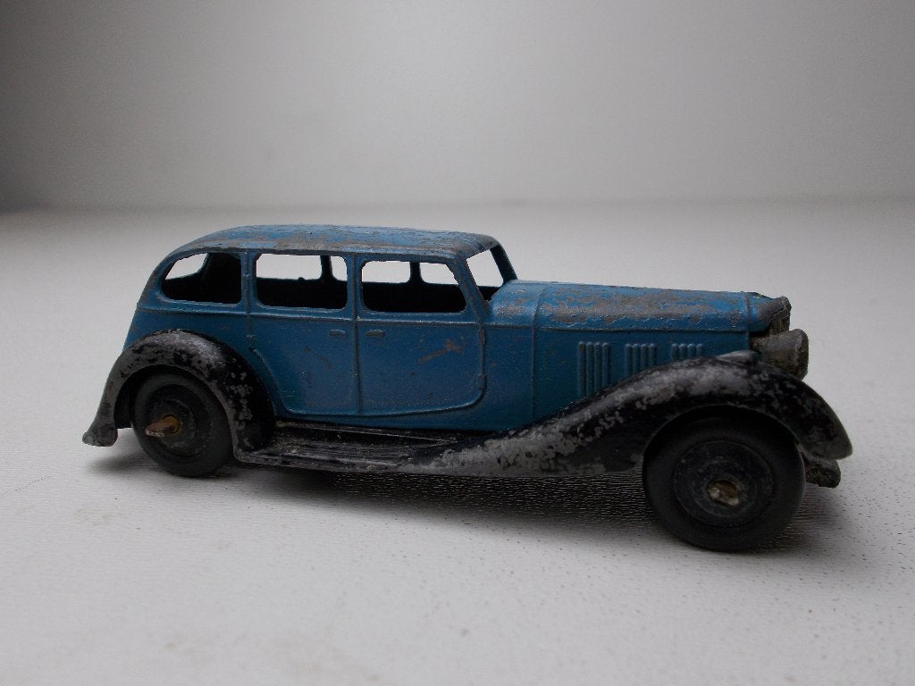 1937 Dinky Toys 30D VAUXHALL SALOON (Blue), Ophalen of Verzenden, Gebruikt, Auto, Dinky Toys