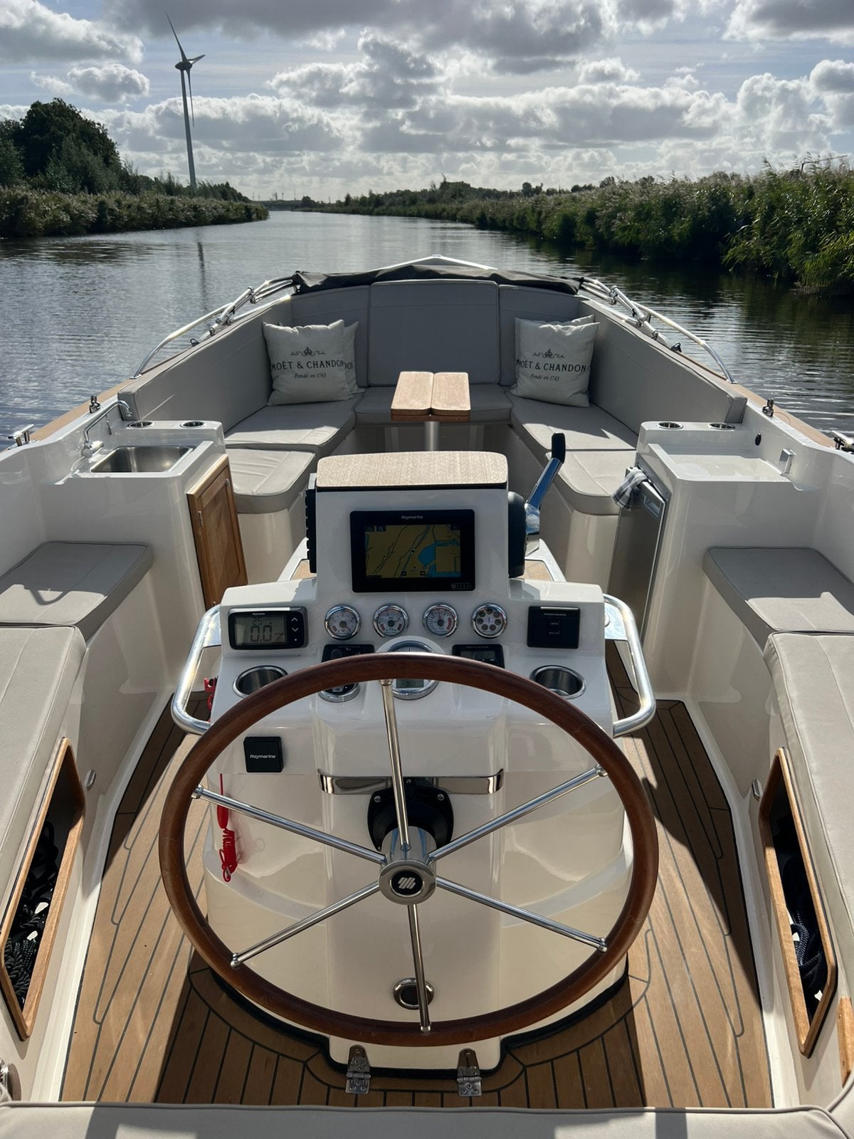 Interboat Intender 820, Watersport en Boten, Ophalen, Binnenboordmotor, Interboat, Diesel