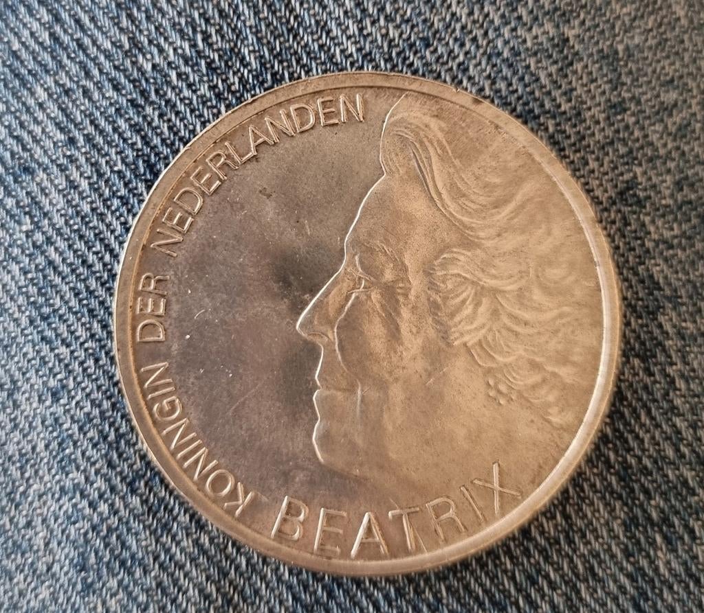 Zilveren tientje. Hugo de groot 1995, Koningin Beatrix, Zilver, Ophalen of Verzenden, Losse munt