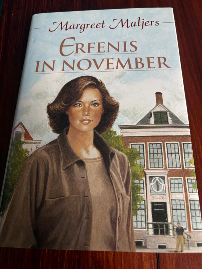 Erfenis in November - Margreet Maljers Roman, Boeken, Ophalen, Zo goed als nieuw