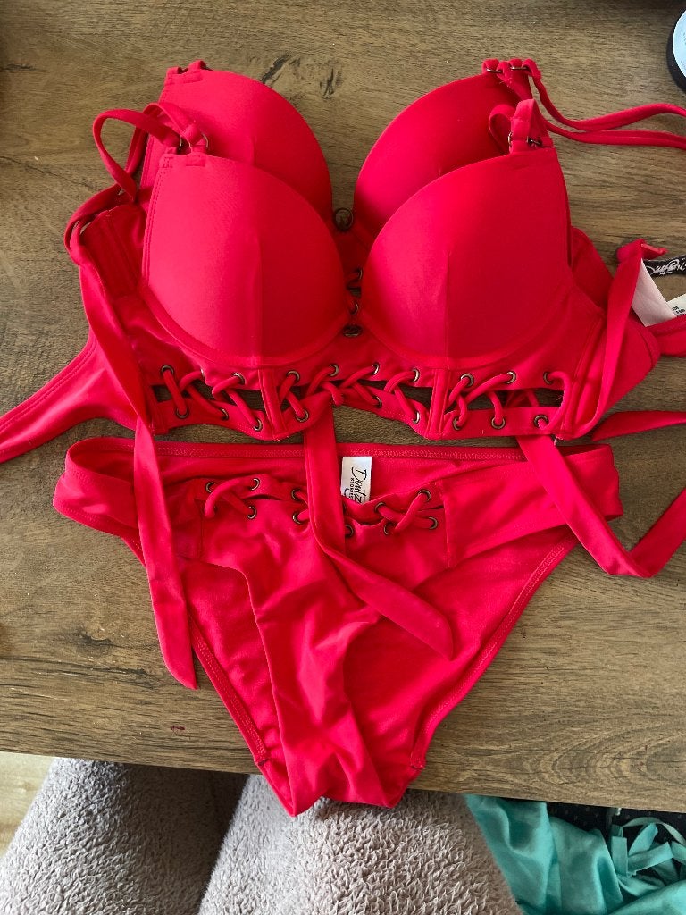 Doutzen Stories Bikini Rood Maat M, 70B, 70A, Verzenden, Zo goed als nieuw, Bikini, Hunkemöller