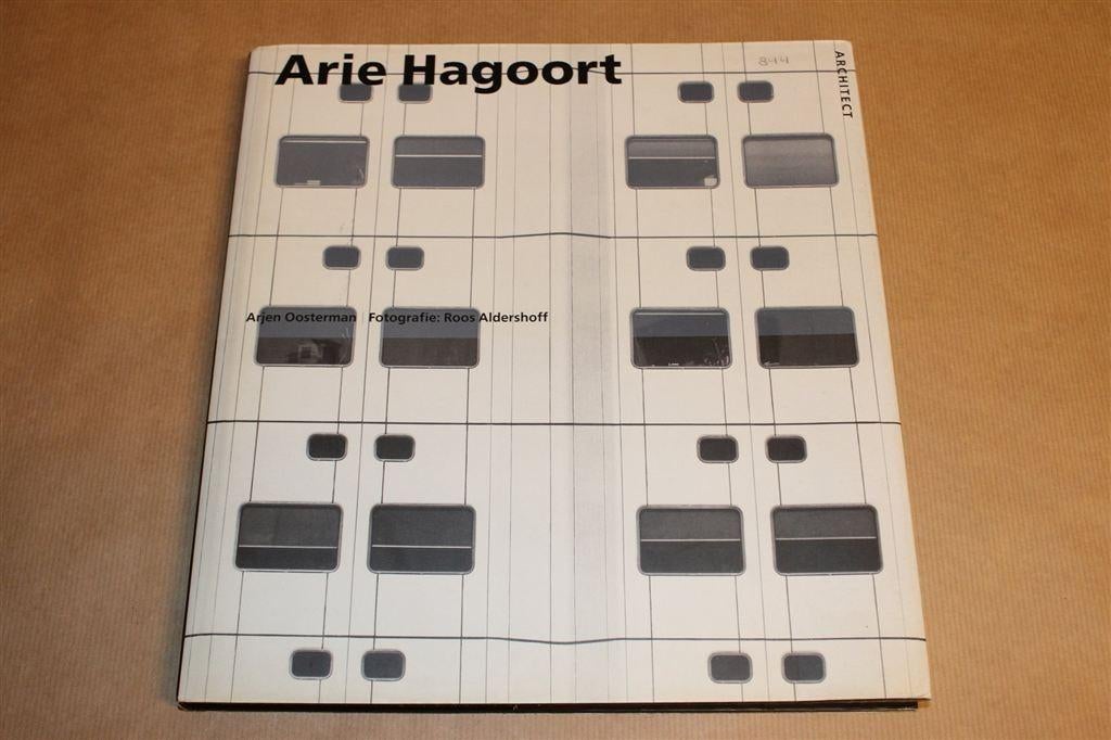 Arie Hagoort, Architect — Tweetalige Monografie [010], Boeken, Ophalen of Verzenden, Gelezen, Architecten