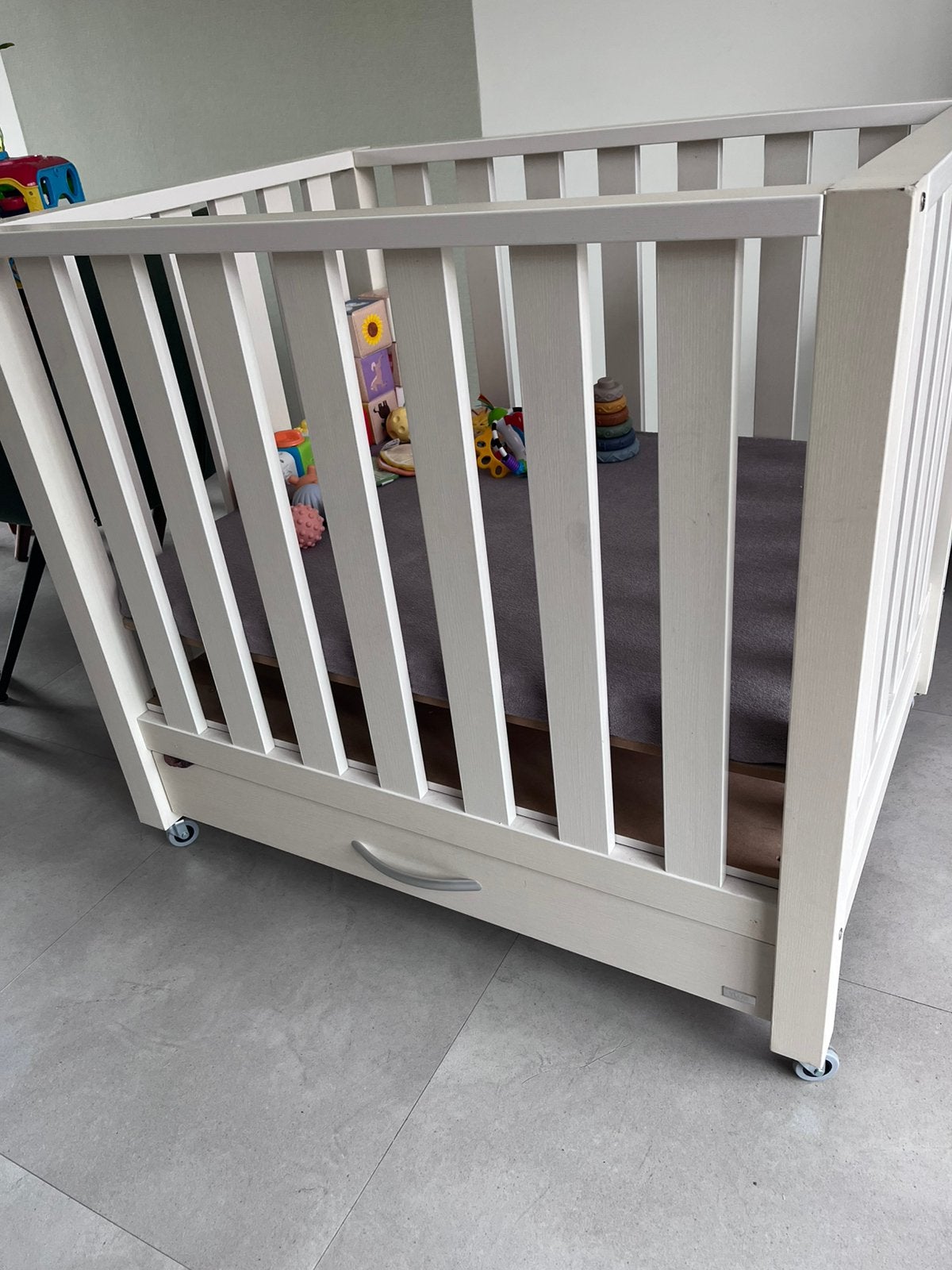 Verstelbare box op wielen TWF, wit, Kinderen en Baby's, Boxen, Ophalen, Gebruikt, Rechthoekig, In hoogte verstelbaar