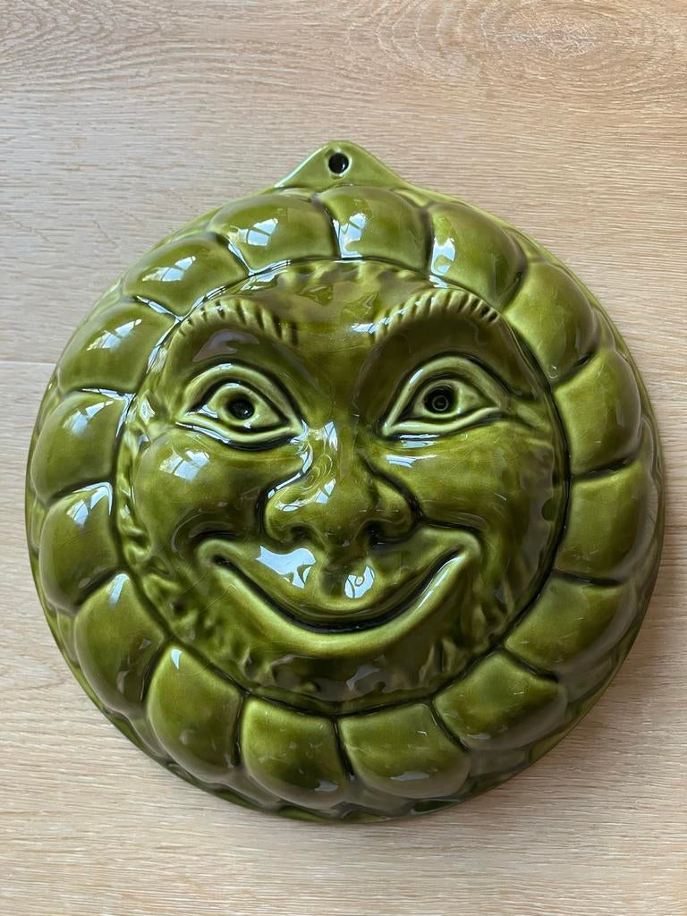 Vintage Groene Puddingvorm met Lachend Gezicht - Ophangbaar, Ophalen of Verzenden