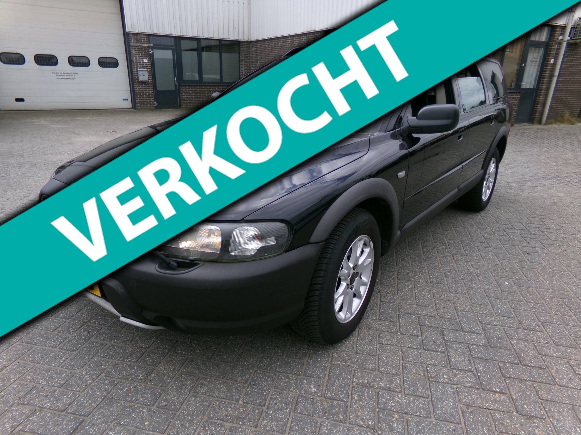 Volvo XC70 2.4 D5 Comfort Line, Automaat, 197 €/maand, 1714 kg, XC70
