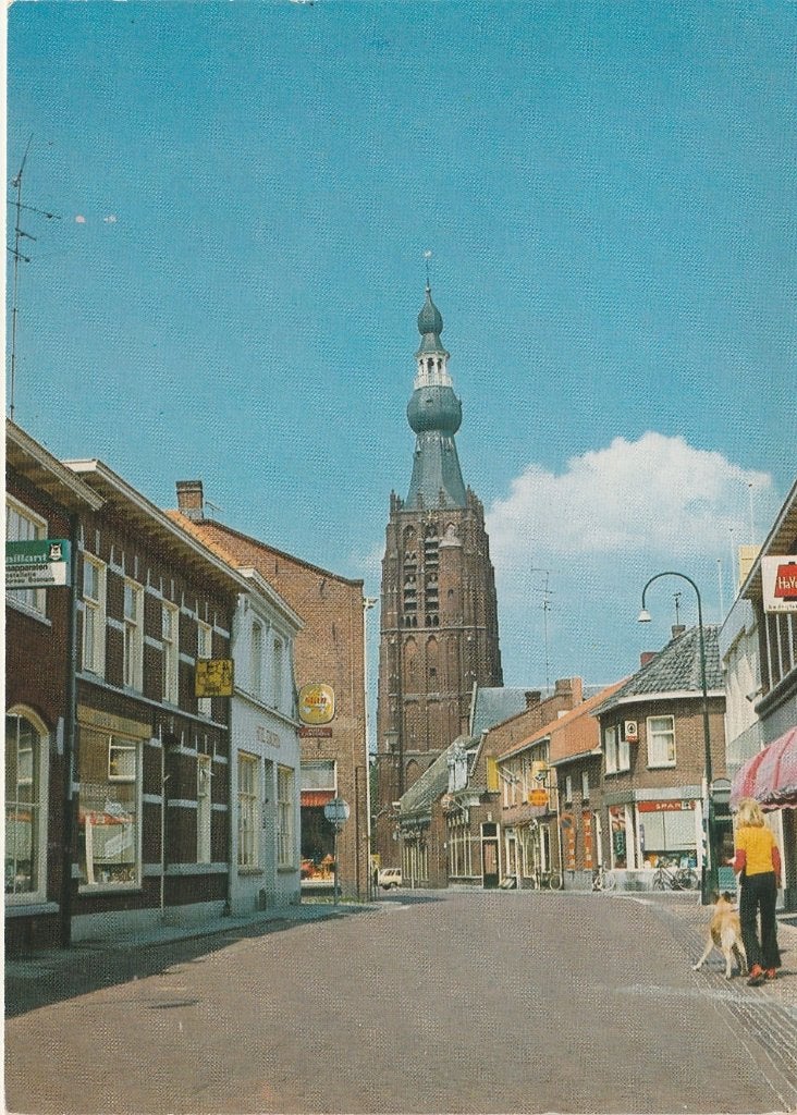 HILVARENBEEK Gelderstraat met Toren Kerk, Verzenden, 1980 tot heden, Ongelopen, Noord-Brabant