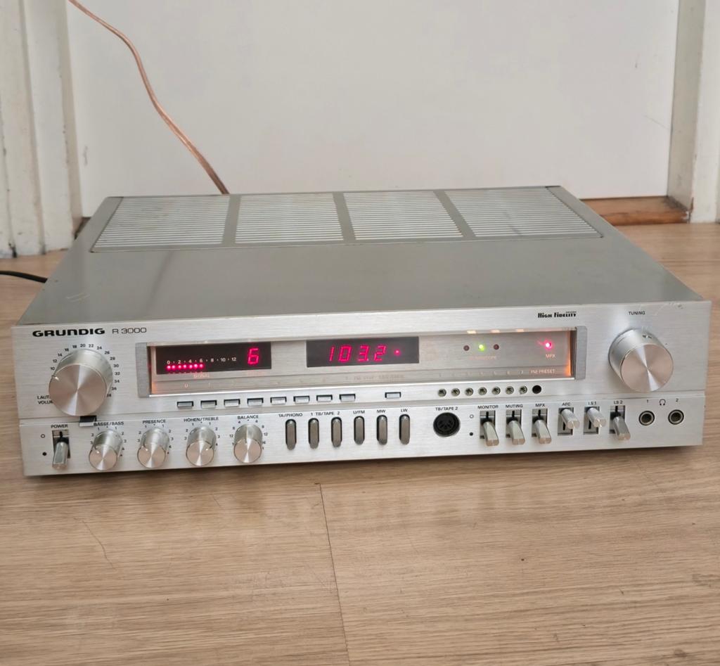 Grundig R 3000 Receiver - Vintage Hifi Stereo Versterker