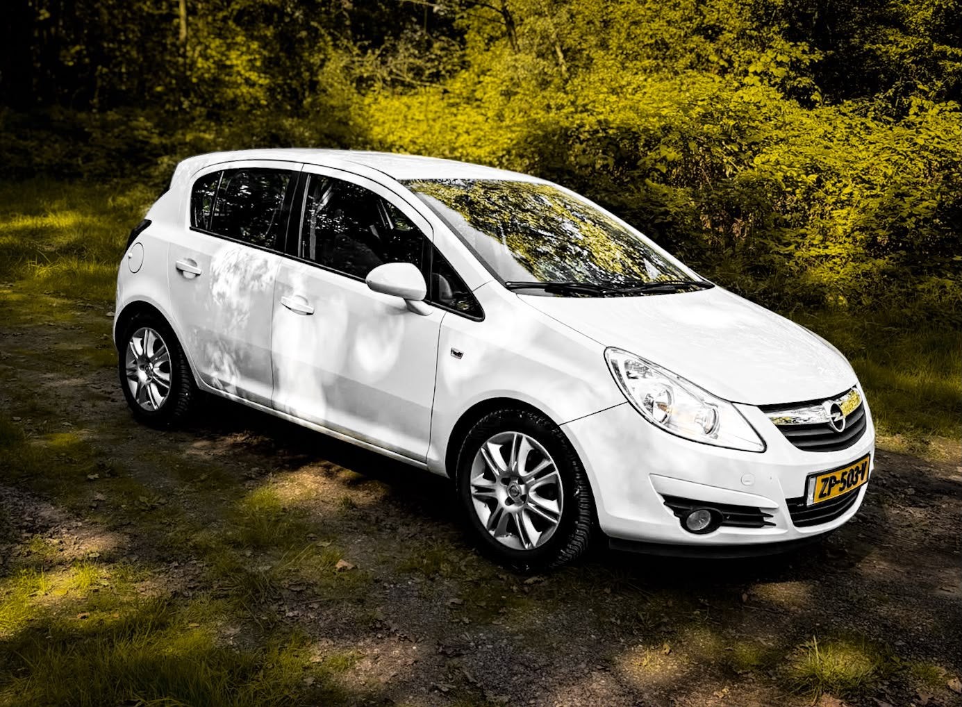Opel Corsa 1.4 2009 AUTOMAAT, 15 km/l, 4 cilinders, 1088 kg, 1364 cc