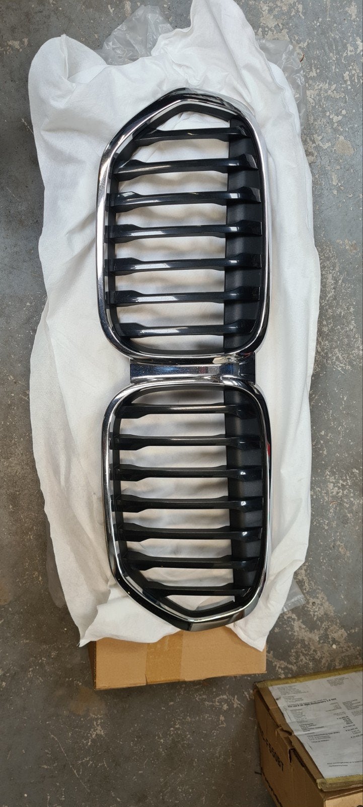 BMW X1 F48 gril/nieren, Auto-onderdelen, Ophalen, Voor, BMW, Bumper