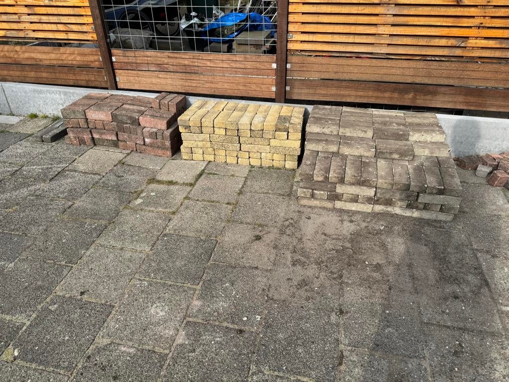 Diverse klinkers, stenen en keien (zie alle foto’s), Tuin en Terras, Tegels en Klinkers, Ophalen, Gebruikt, Klinkers, Natuursteen
