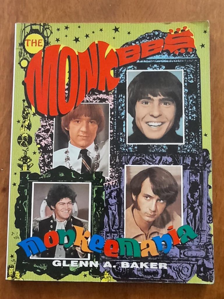 the monkees, MonkeeMania, boek.  isbn 0-85965-256-4, Boeken, Ophalen of Verzenden, Artiest, Plexus