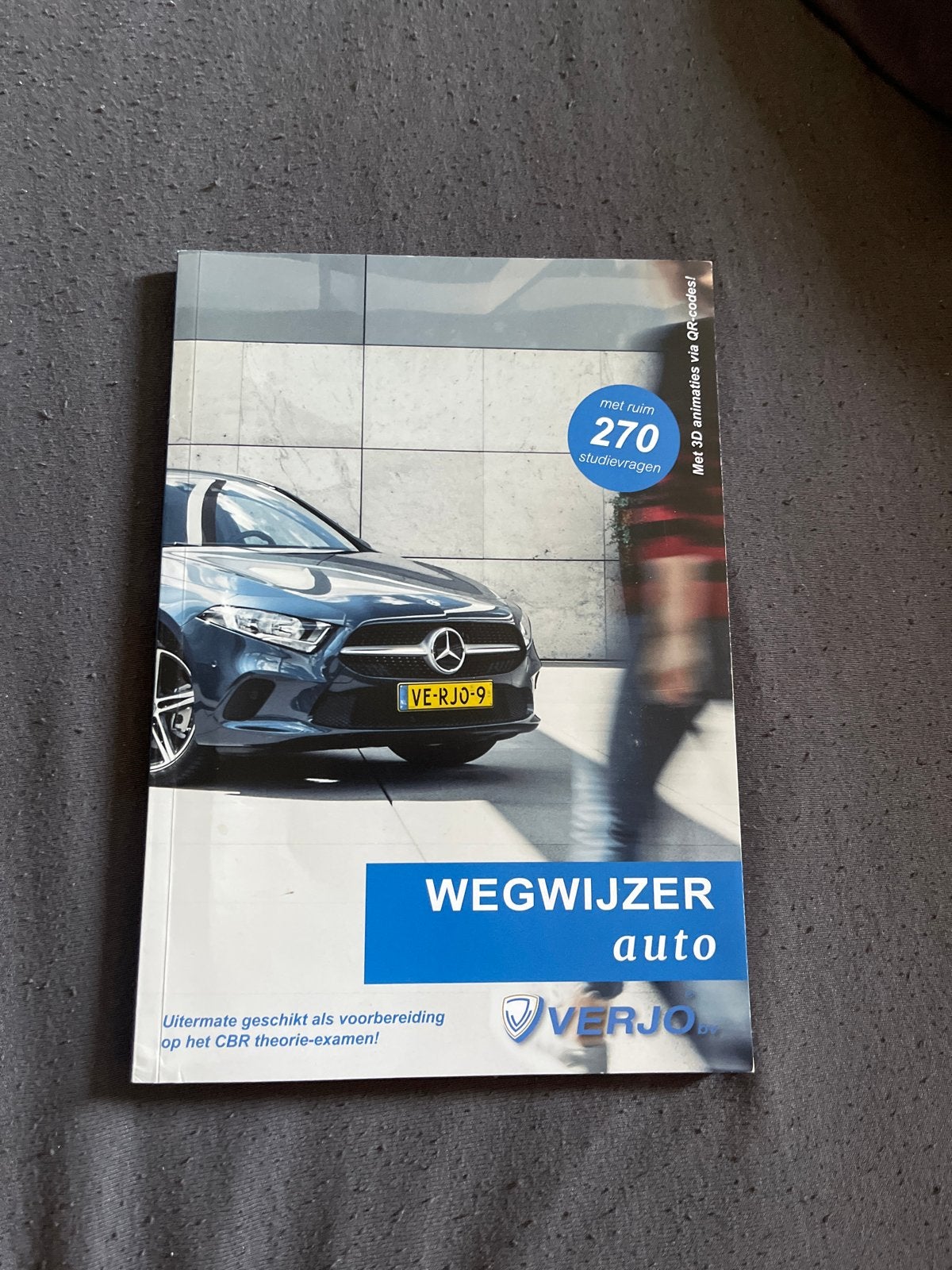 Wegwijzer Auto Theorieboek - CBR Examen Voorbereiding, Boeken, Auto's | Boeken, Ophalen of Verzenden, Zo goed als nieuw, Mercedes