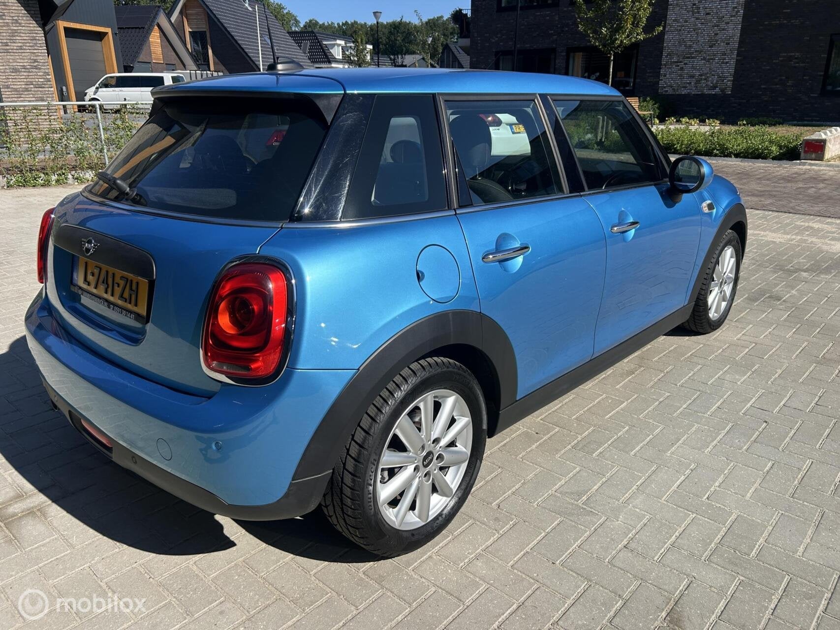 Foto 3 van Mini 5-Deurs 1.5 One Chili Stoelver Carplay Keyless