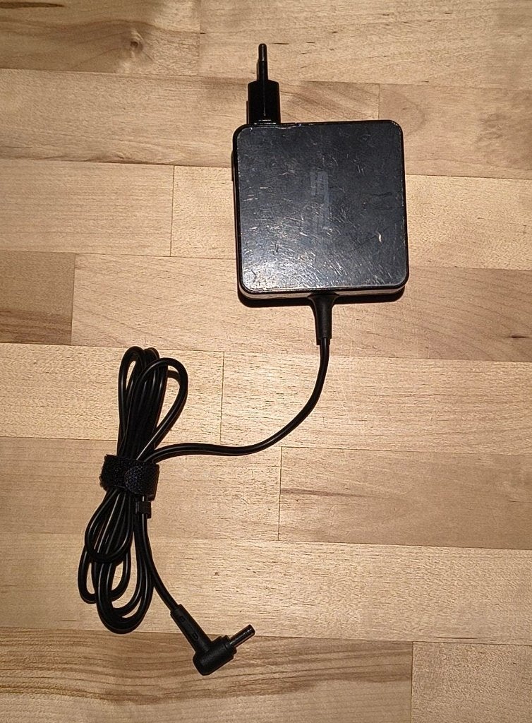 ASUS laptop AC adapter 65 Watt Asus ADP-65AW, Ophalen of Verzenden, Nieuw, ASUS