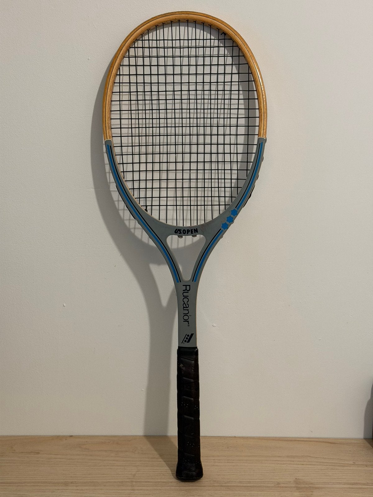 Vintage exclusieve Rucanor "US Open" Tennisracket, Sport en Fitness, Tennis, Ophalen of Verzenden, Zo goed als nieuw, Racket, Overige merken