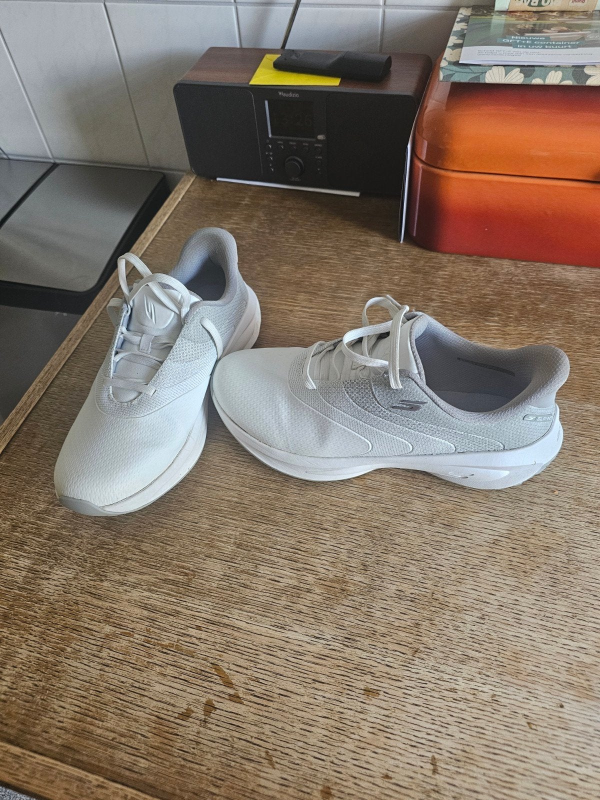 Witte Skechers Golfschoenen- Maat 42, Sport en Fitness, Golf, Ophalen of Verzenden, Zo goed als nieuw, Overige merken