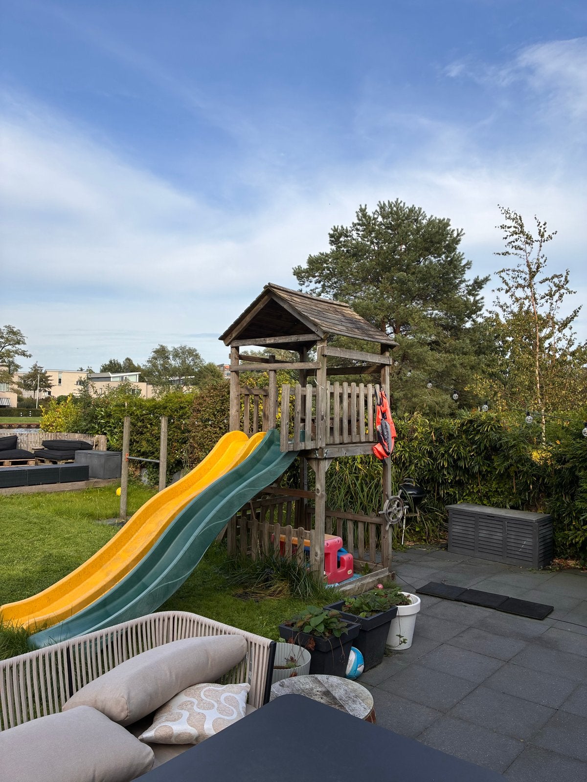 Houten speelhuis voor de tuin, Kinderen en Baby's, Ophalen, Gebruikt, Hout