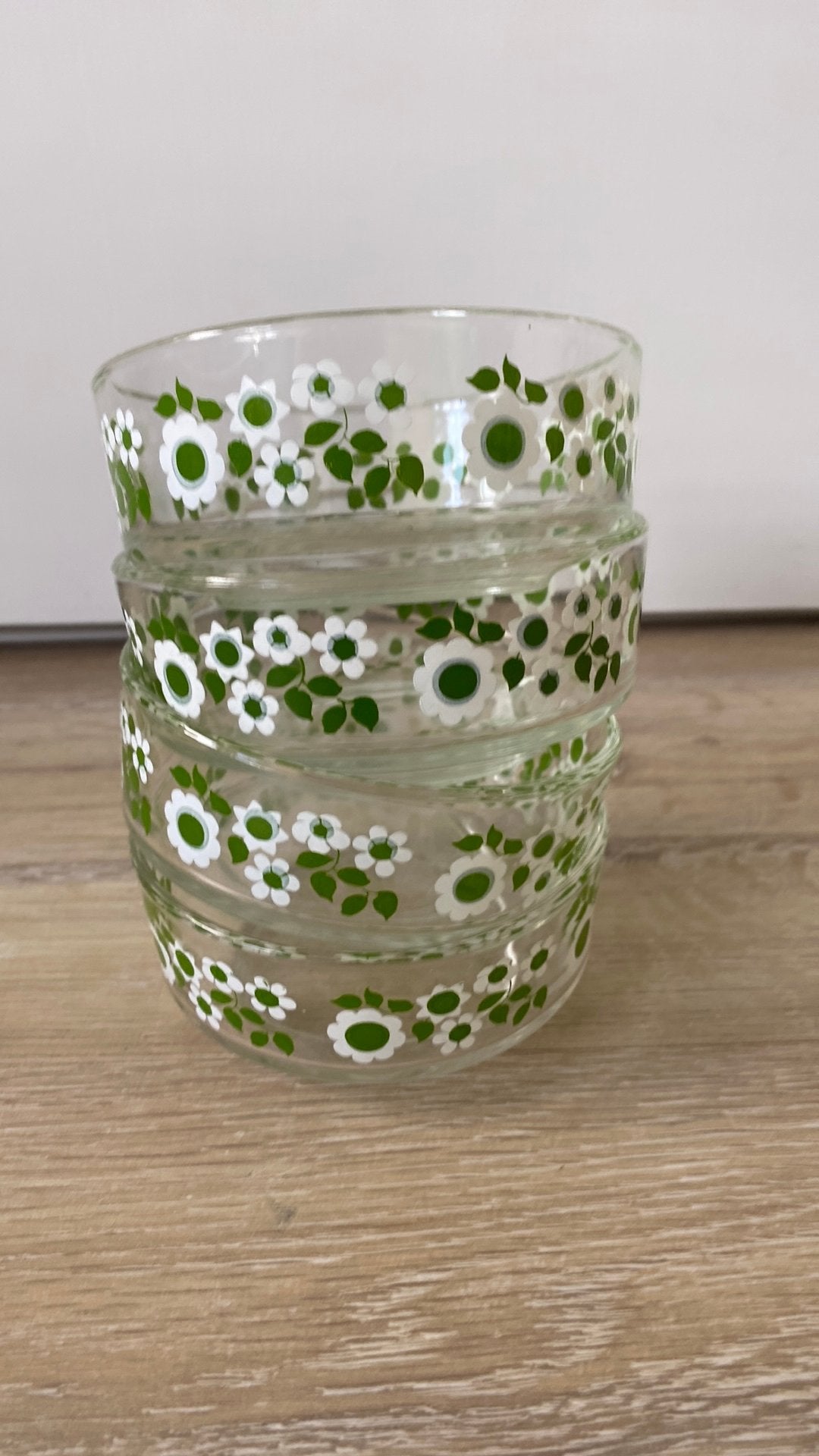 Vintage/ retro schaaltjes met bloemmotief, Tuin en Terras, Bloempotten, Overige materialen, Rond, Ophalen of Verzenden, Zo goed als nieuw