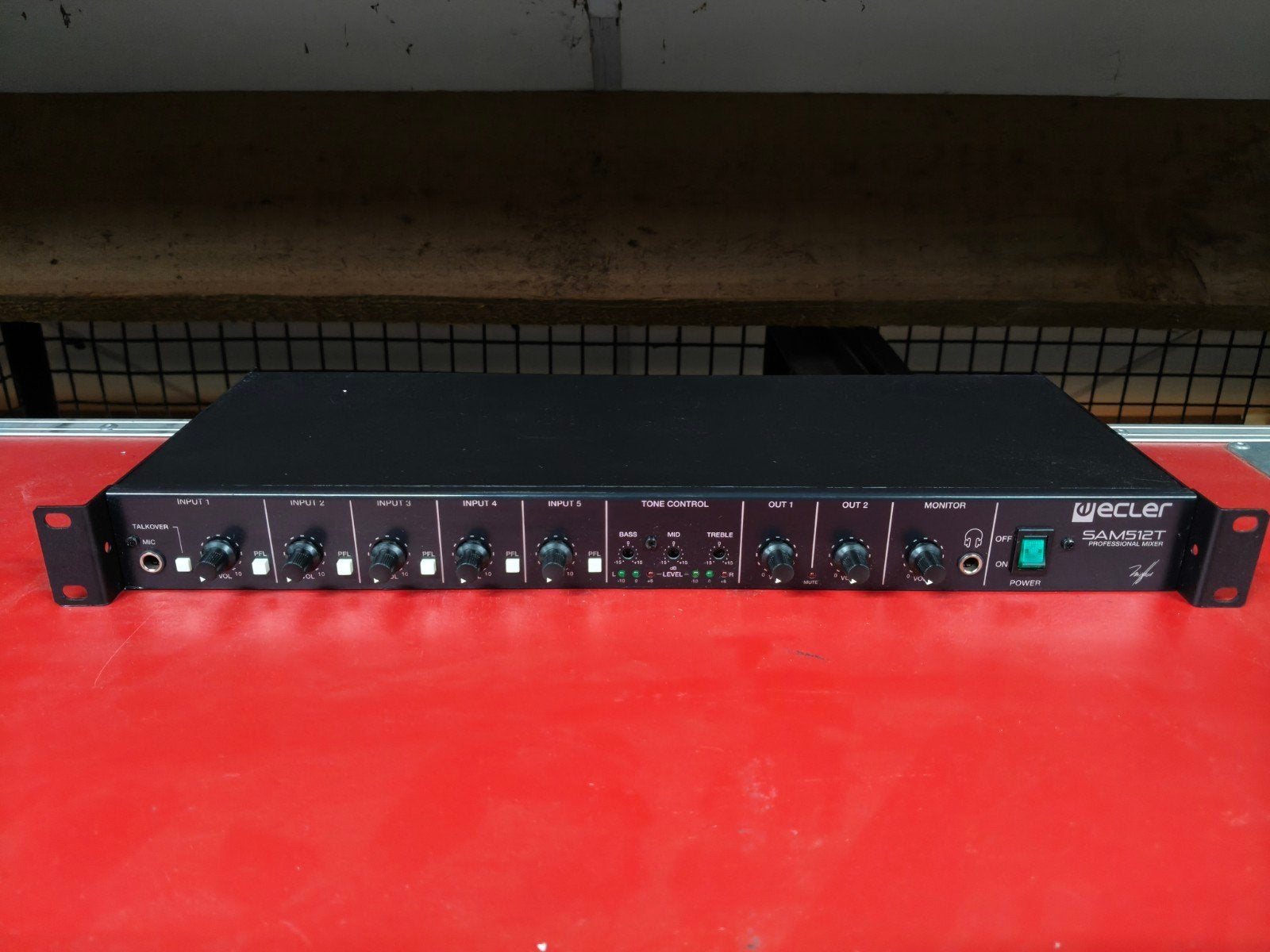 Ecler SAM512T (rack) mixer., Muziek en Instrumenten, Mengpanelen, Ophalen of Verzenden, Gebruikt, 5 tot 10 kanalen, Microfooningang