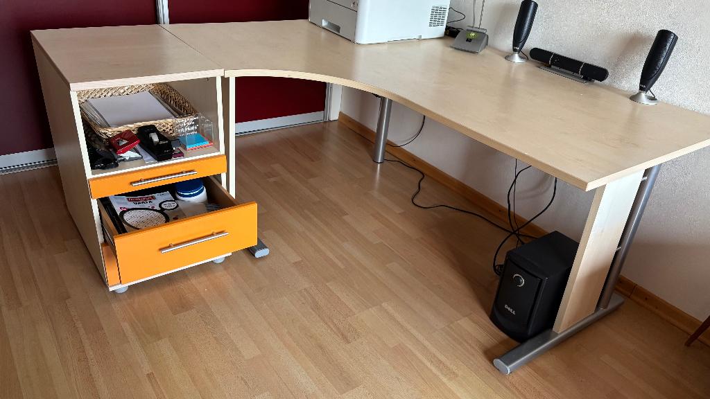 Bureau met ladeblok, Ophalen, Gebruikt
