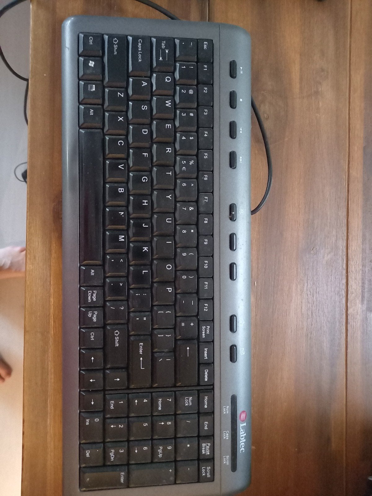 Labtec Ultra Flat Toetsenbord - Qwerty, Gebruikt, Ophalen of Verzenden, Qwerty, Bedraad