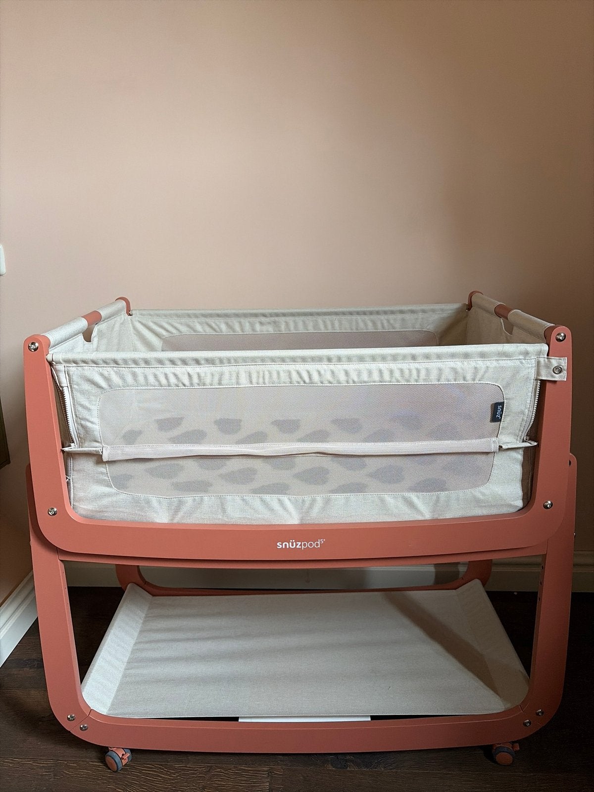 Snuzpod5 Co-sleeper Wieg Terracotta, Ophalen, Zo goed als nieuw, Wieg