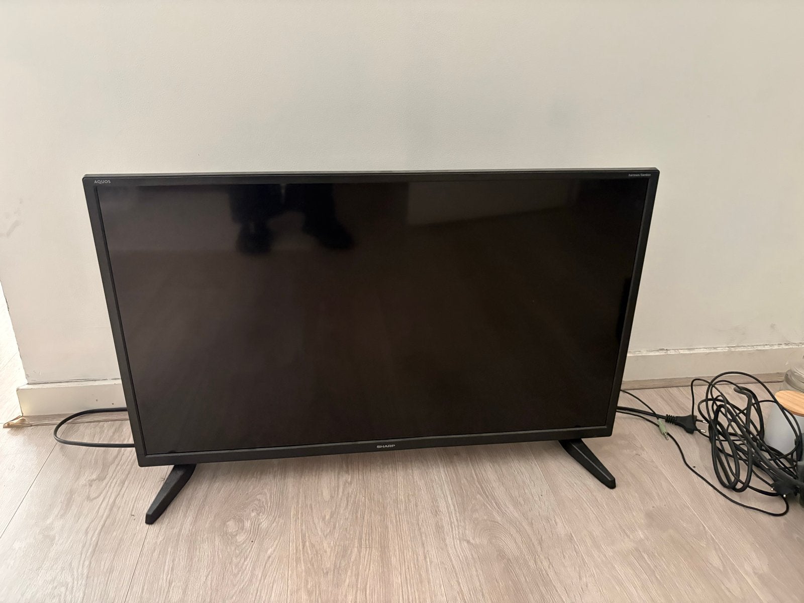 Sharp Aquos LED TV - 80 tot 100 cm beelddiagonaal, 50 Hz, Sharp, Full HD (1080p), Gebruikt