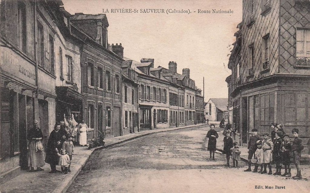 702-380-019 La Riviere-St Sauveur (Calvados) Route National, Verzamelen, Verzenden, Voor 1920, Frankrijk