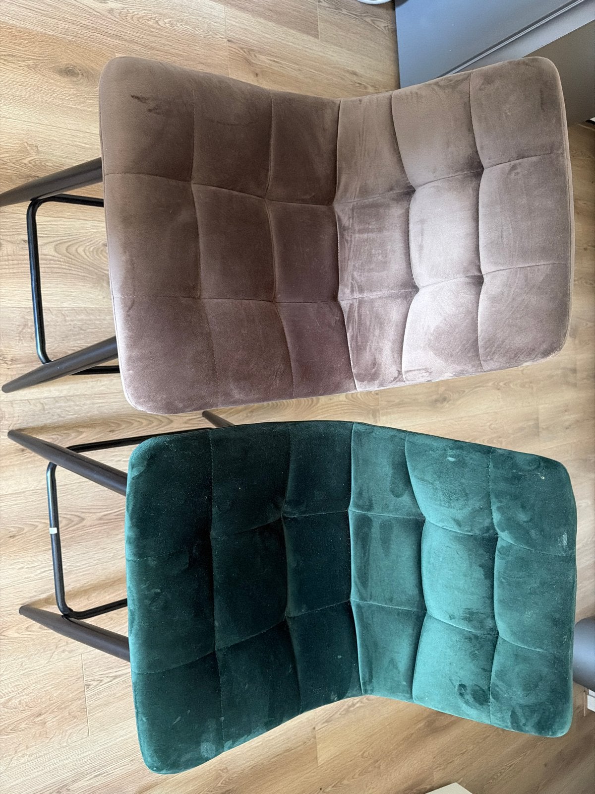 2 Bartafel stoelen velvet - Bruin en Groen, Ophalen, Gebruikt, 90 cm of meer, Metaal