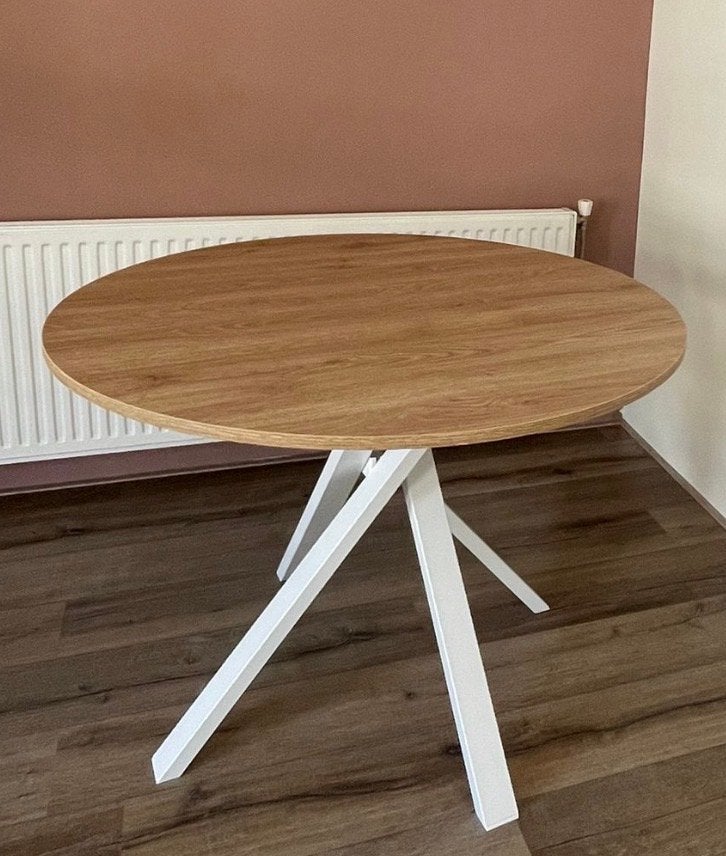 Moderne ronde eettafel met wit metalen onderstel IKEA, Huis en Inrichting, Ophalen, Gebruikt, Rond, Tot twee personen
