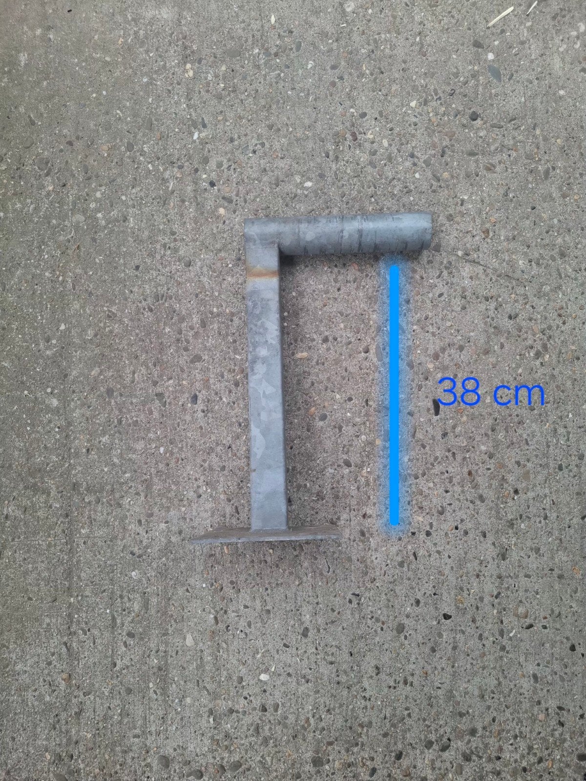 Muurbeugel voor satellietschotel - Gegalvaniseerd, Ophalen of Verzenden, Gebruikt, (Schotel)antenne-accessoires, Overige merken