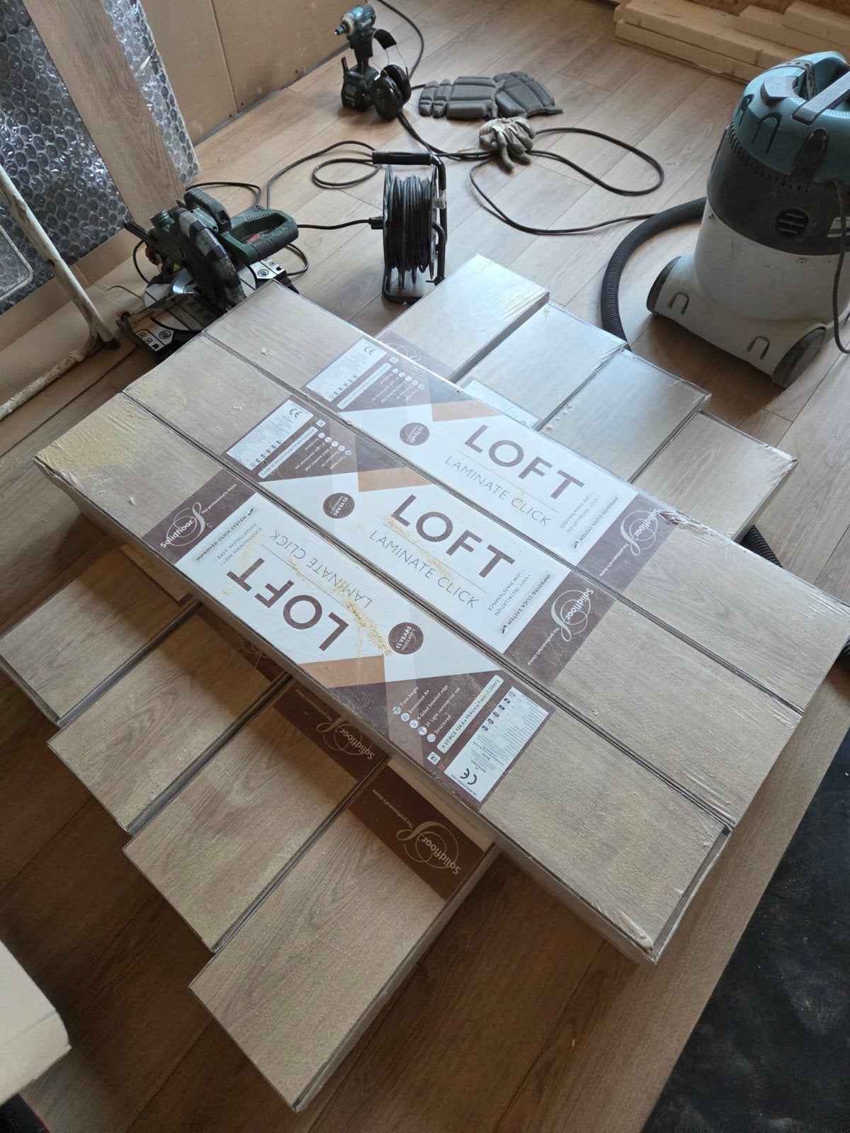 Nieuw Solidfloor Loft Laminaat Click Vloer 10 pakken - Eiken, Ophalen, 50 tot 150 cm, Nieuw, 10 m² of meer
