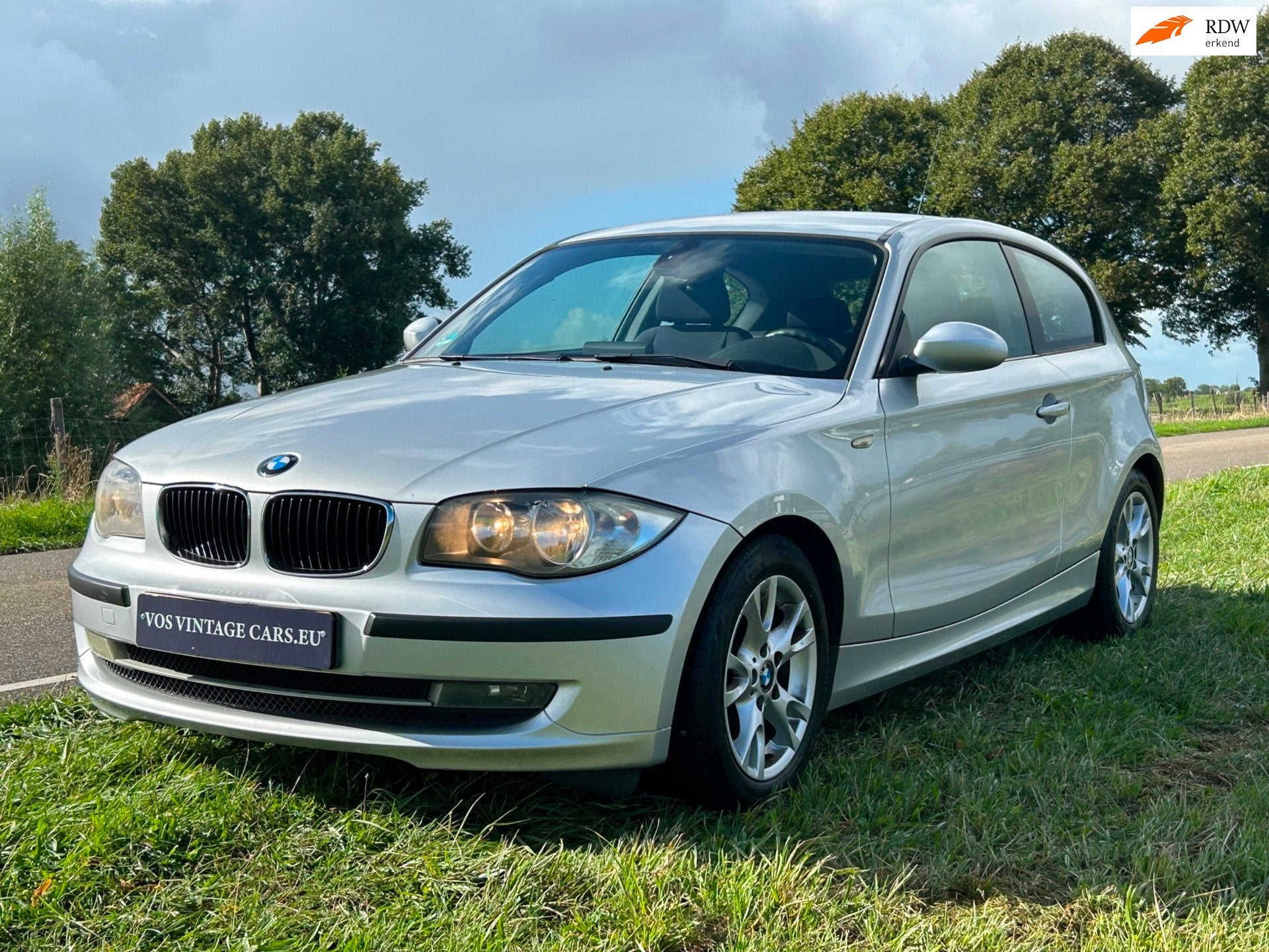 BMW 1-serie 116i Business Line, 1-Serie, Achterwielaandrijving, Gebruikt, 1599 cc