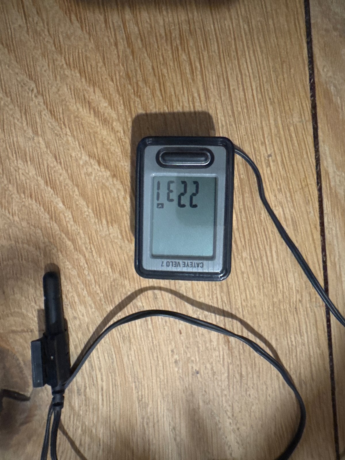 Cateye Velo 7 fietscomputer met draad, Ophalen of Verzenden, Snelheidssensor, Gebruikt