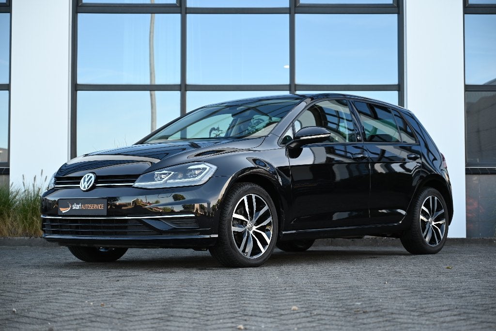 Volkswagen Golf 110PK Sportline Sound editie 5DRS 58.000KM, Auto's, Volkswagen, Voorwielaandrijving, Stof, 1137 kg, Zwart