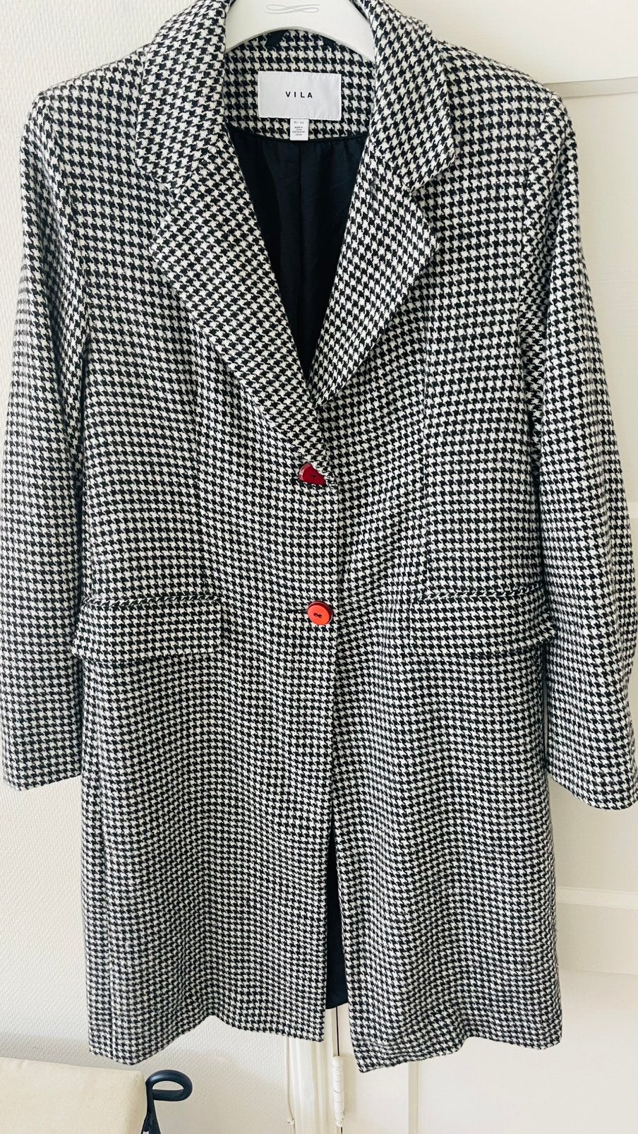 Te koop; jas, Vila, ruit, maat M, Kleding | Dames, Jassen | Zomer, Ophalen of Verzenden, Zo goed als nieuw, Zwart