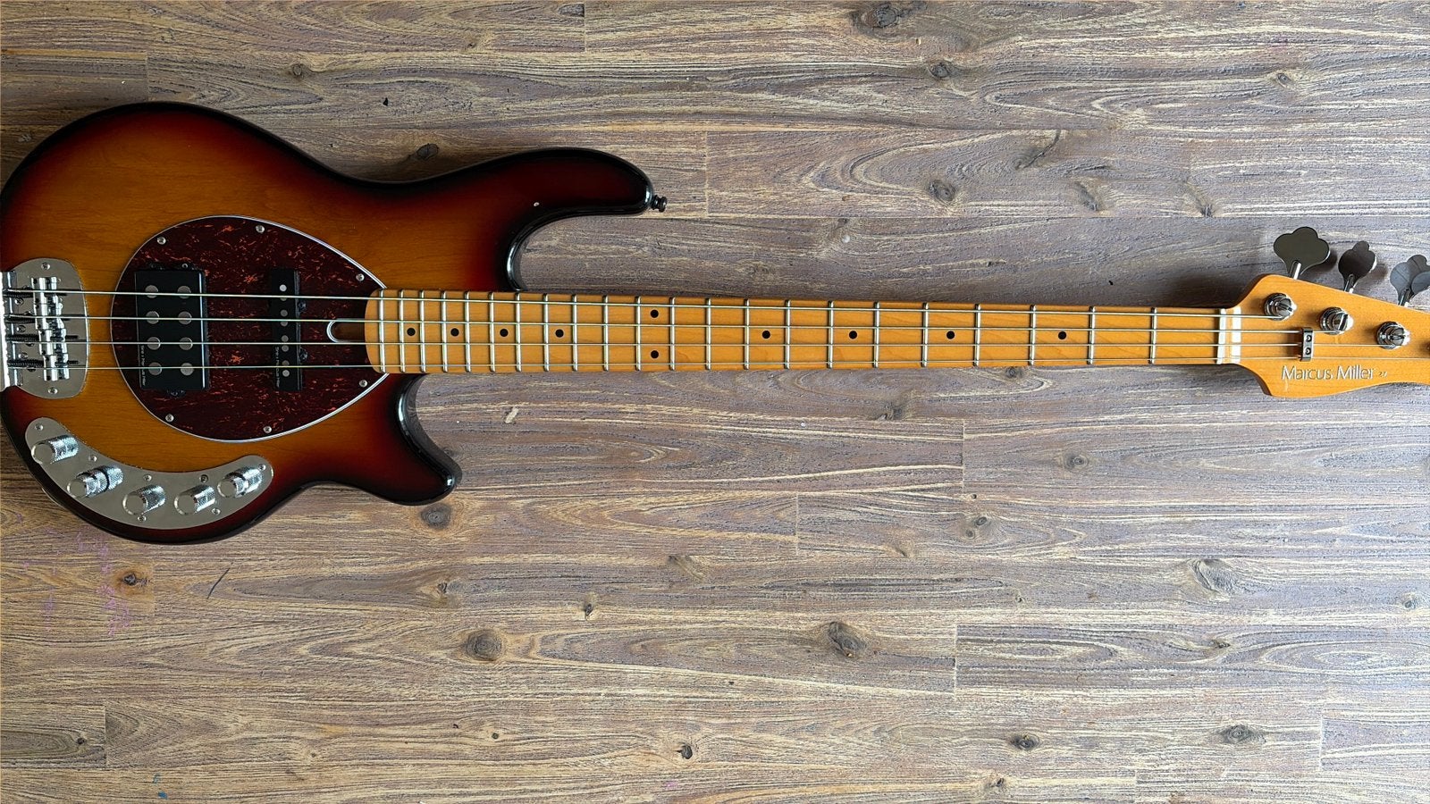 Sire Z7 basgitaar - Zo goed als nieuw, Muziek en Instrumenten, Ophalen of Verzenden, Zo goed als nieuw, Elektrisch