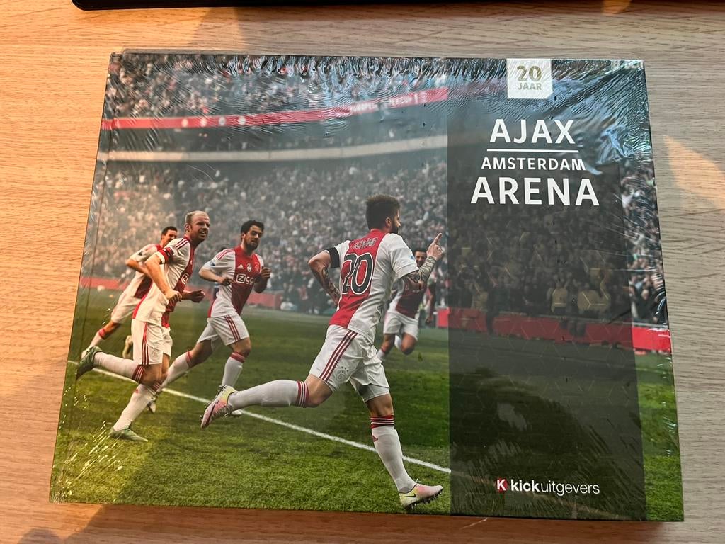 Jaap Visser - 20 jaar Ajax & ArenA, Jaap Visser; Ronald Jonges, Nieuw, Ophalen of Verzenden, Balsport