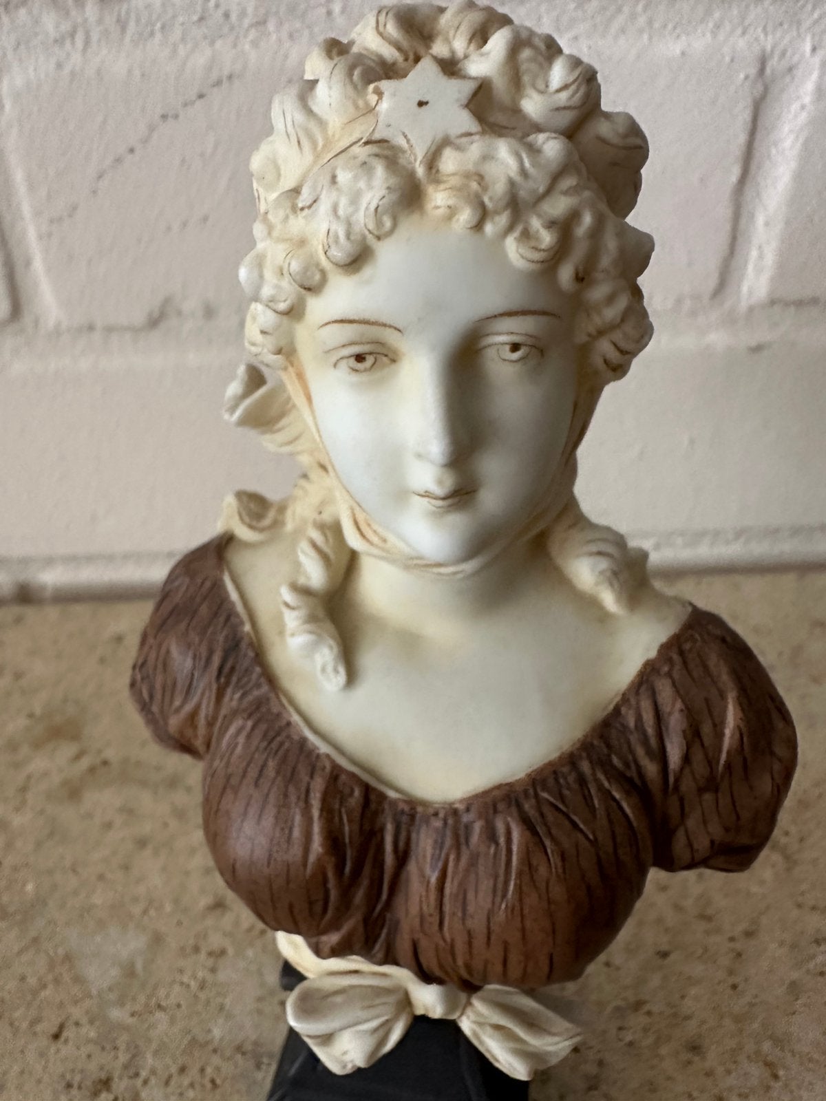 Fraai borstbeeld vrouwen hoofd 18 cm hoog antiek, Ophalen of Verzenden