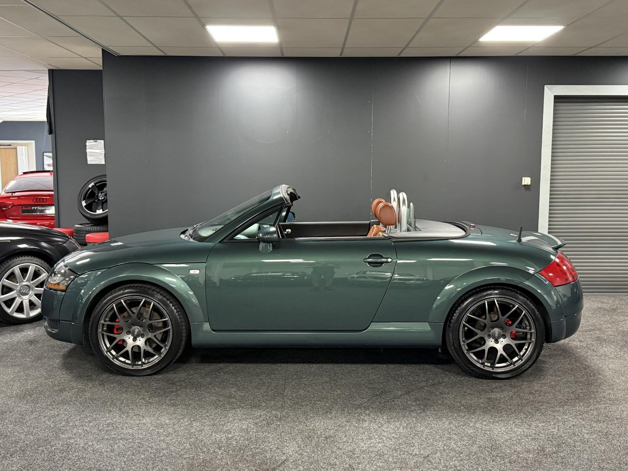 Audi TT Roadster 1.8 5V Turbo Bruin mokassin base ball Leder, Voorwielaandrijving, TT, Gebruikt, 4 cilinders