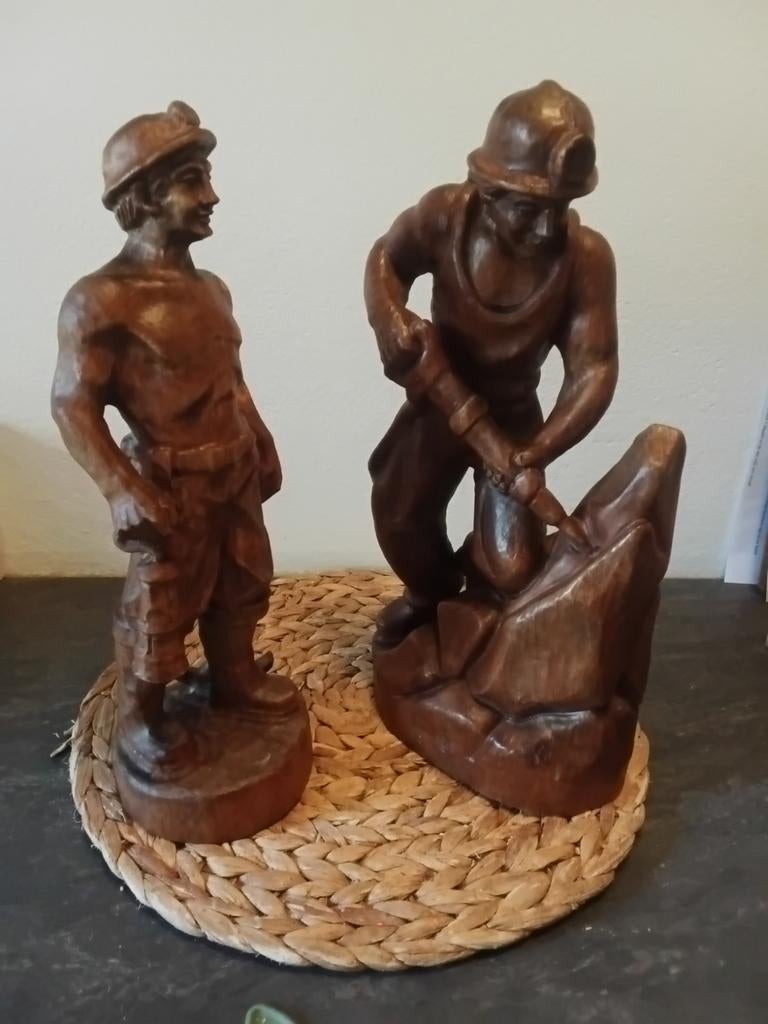 Mijnwerkers beeld Hout 37 Cm hoog mooi gedetaileerd beeld, Ophalen of Verzenden