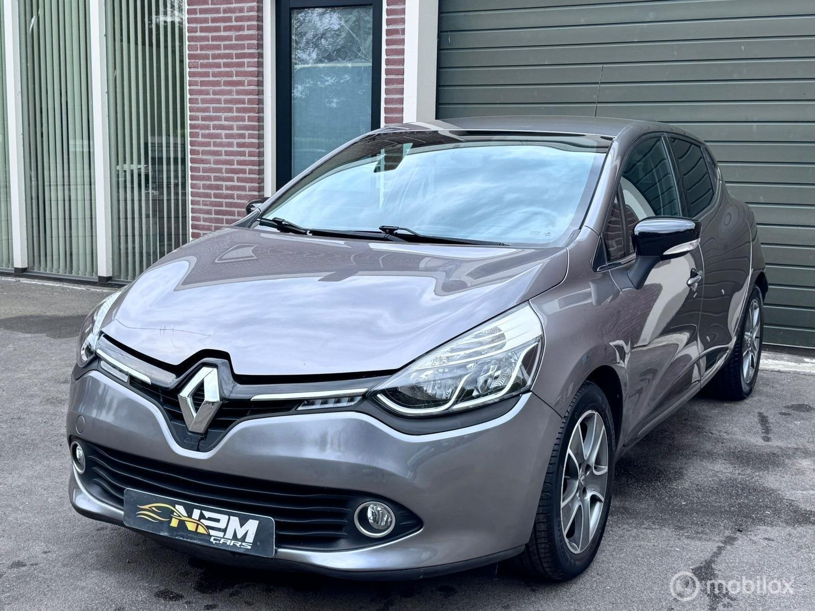 Renault Clio 0.9 TCe ECO Night&Day, Auto's, Renault, Voorwielaandrijving, Stof, Zwart, 540 kg