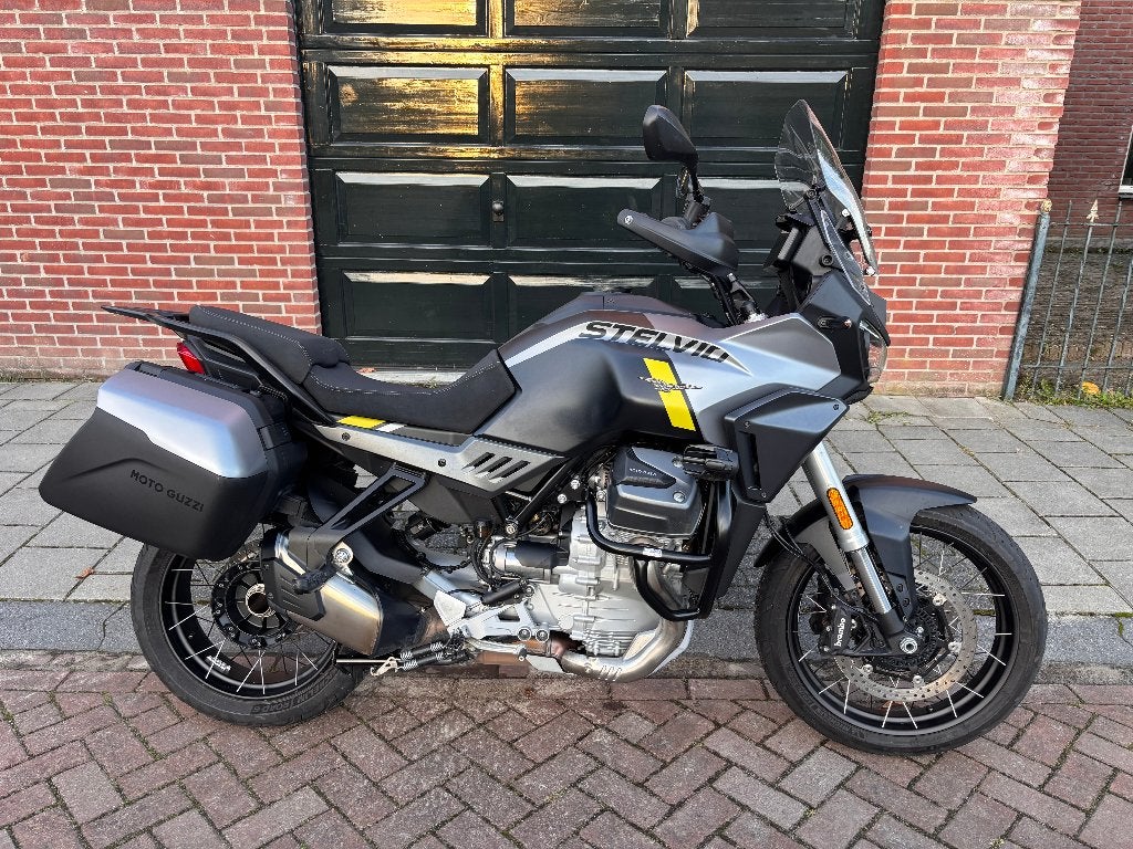 Moto Guzzi Stelvio PFF - koffers - garantie 2028, Motoren, 2 cilinders, Occasion, Motorrijbewijs A, Traction Control