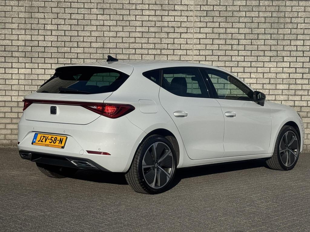 SEAT Leon 1.4 TSI eHybrid PHEV FR | Adaptive Cruise Control, Stof, Gebruikt, 4 cilinders, Met garantie (alle)