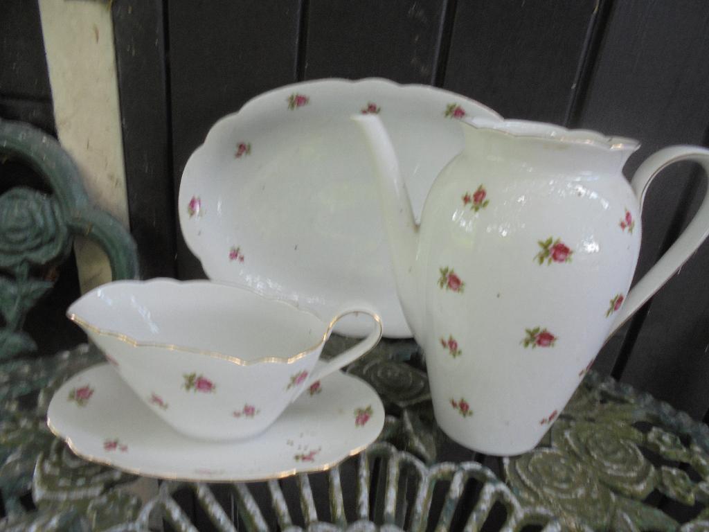 Koffiepot, Juskom, ovale vleesschaal, bord Bavaria INKA roos, Ophalen of Verzenden
