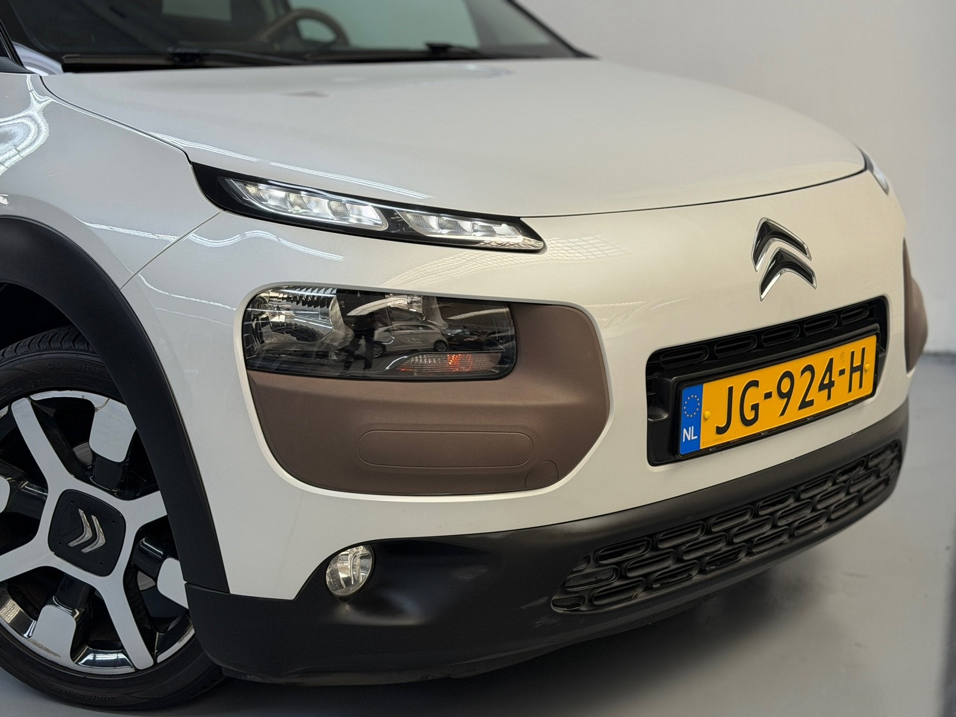 Foto 21 van Citroen C4 Cactus 1.2 PureTech Shine D.riem vervangen Camera