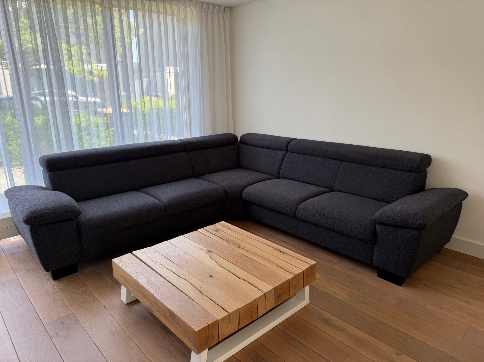 Moderne hoekbank met uitschuifbare zitting, Ophalen, Stof
