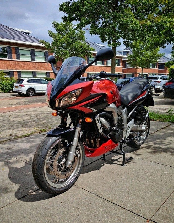 Yamaha FZ6 S2 ABS laag km NL motor, Motoren, Motoren | Yamaha, Particulier, Naked bike, meer dan 35 kW, 4 cilinders, Motorrijbewijs A