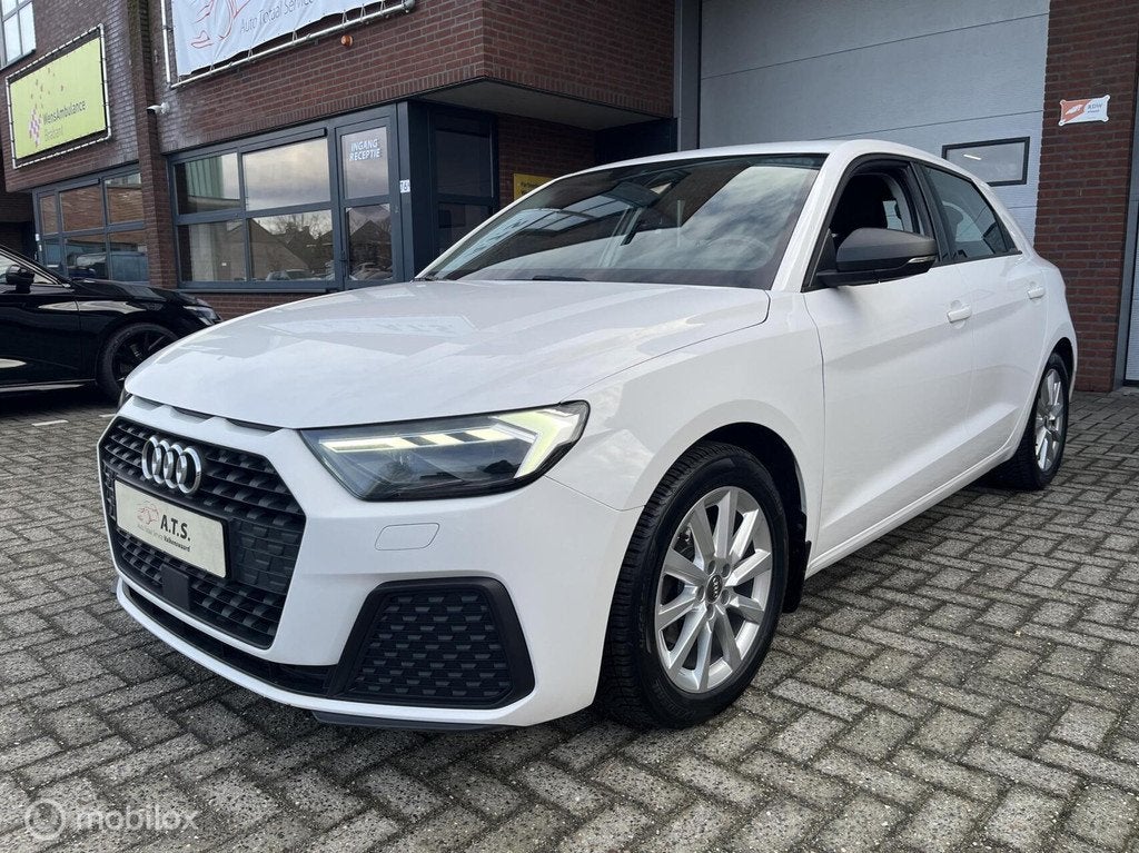 Audi A1 Sportback 30 TFSI LED*CARPLAY*CRUISE*PDC*CLIMA*, Auto's, Audi, Voorwielaandrijving, Euro 6, 116 pk, Wit